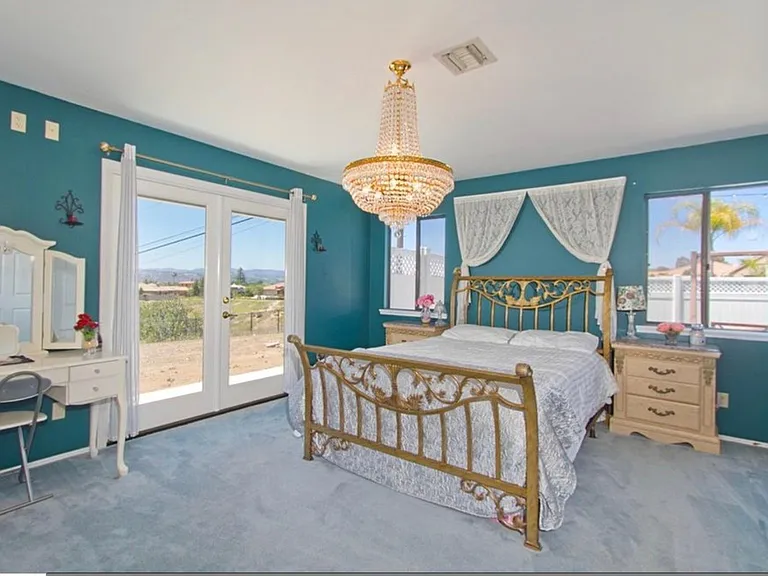 1776 E Alvarado St — Photo 12