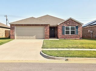 9425 NW 122nd Ter, Yukon, OK 73099