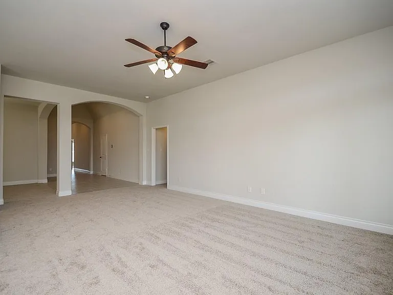 1326 Watercrest Park Ln — Photo 9