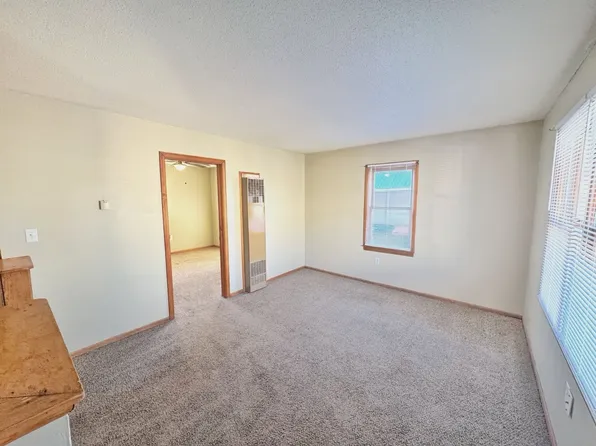 315 Jefferson St, Warrensburg, MO 64093