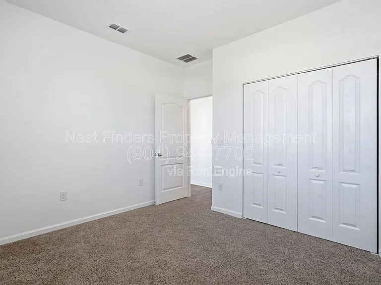 190 Ardila Cir — Photo 24
