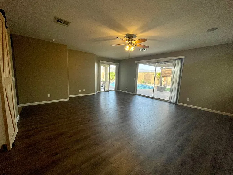 43755 Milan Ct — Photo 6