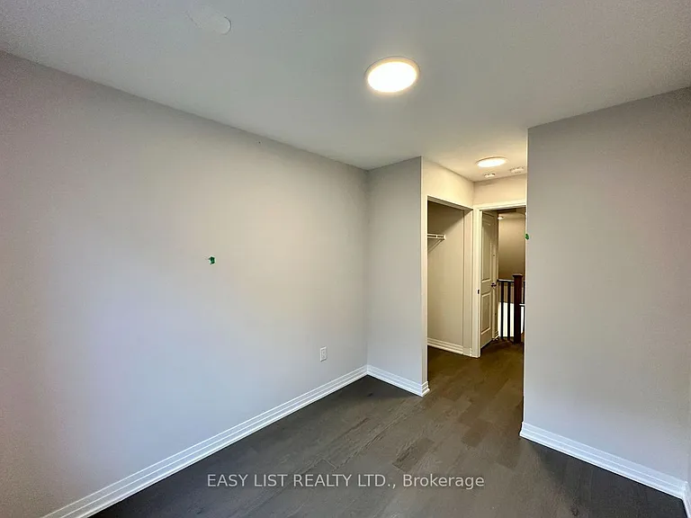 11 Baynes Way #12 — Photo 2