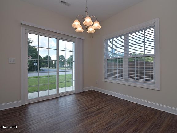 4th image of 2208 Chavis Dr #B