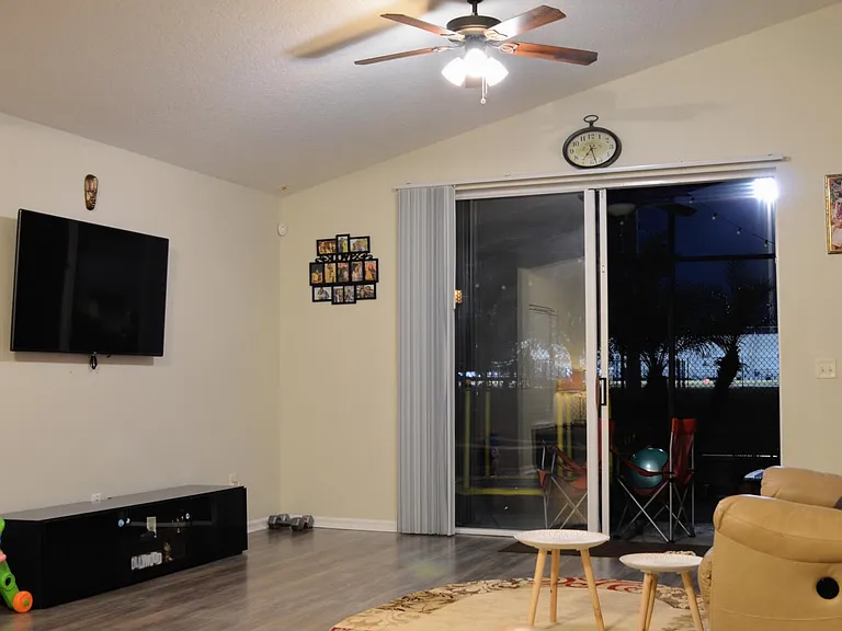 1724 Tealbriar Ave — Photo 29