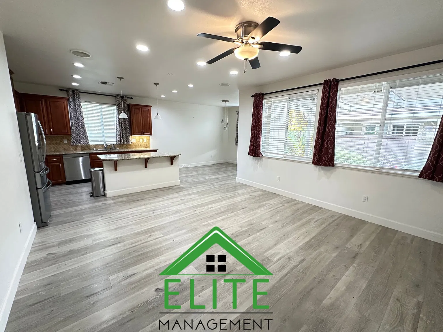 2 bed, 2010 sqft, $2,595 — Photo 4