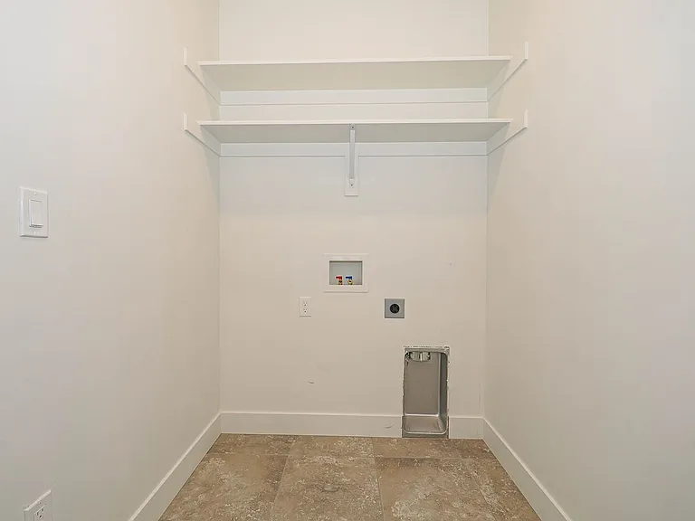 5098 W Putney Hill Rd — Photo 40