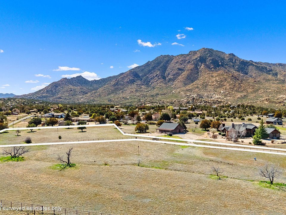 1st image of 8905 N Callahan Rd