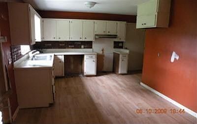 5th image of 2337 Kentwood Dr