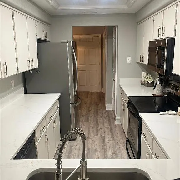 9726 Tiffany Oaks Ln #9726 — Photo 9