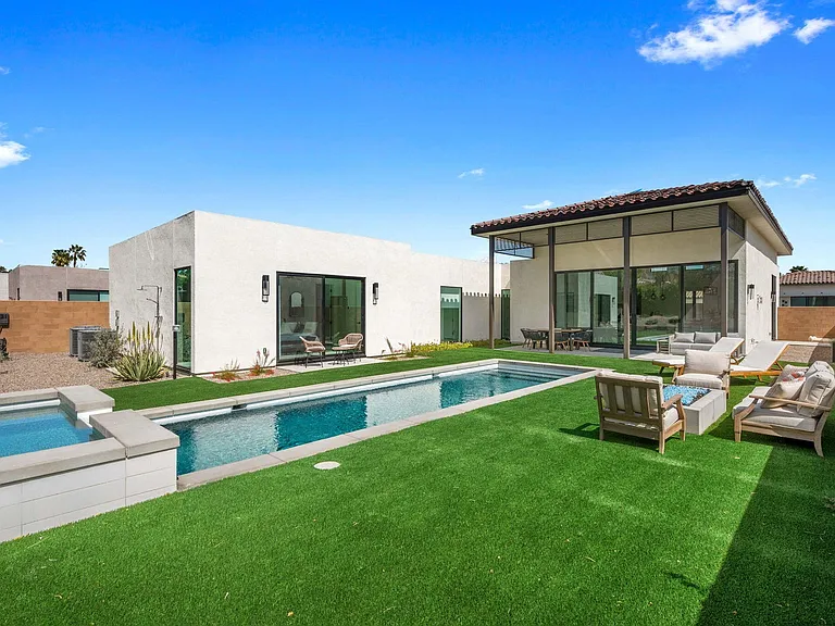 57627 Santo Thomas — Photo 8