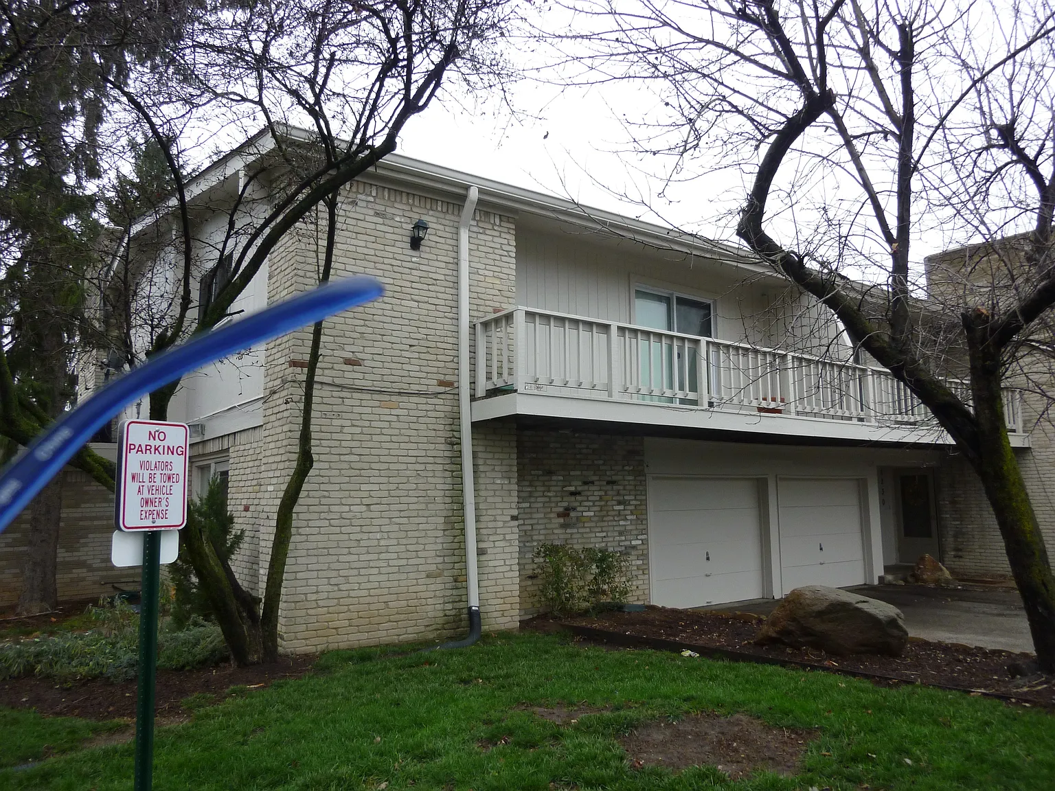 5228 Nob Ln photo 1