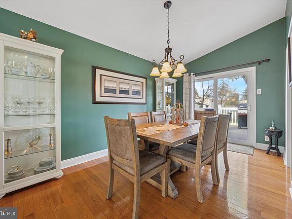 5th image of 114 Blue Ridge Rd