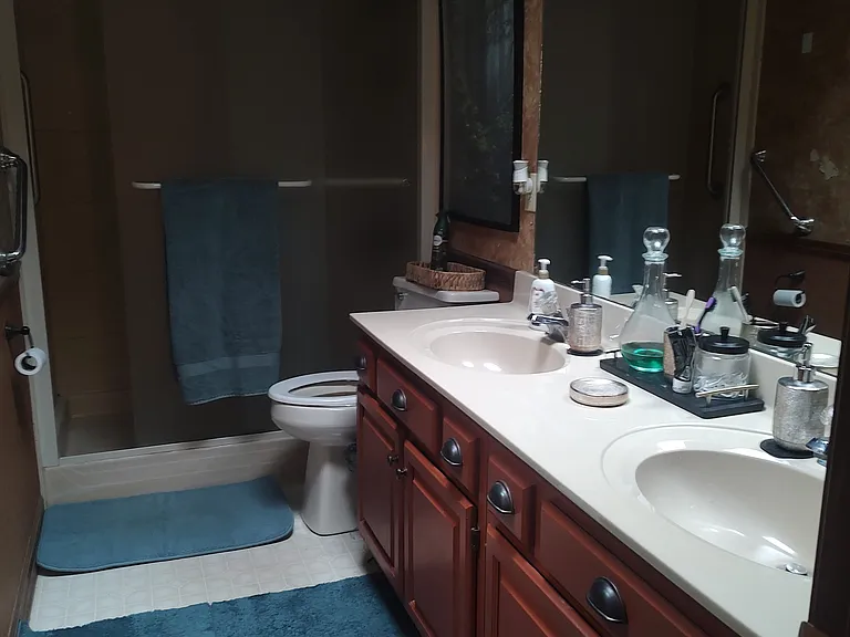 232 Island Creek Rd — Photo 11