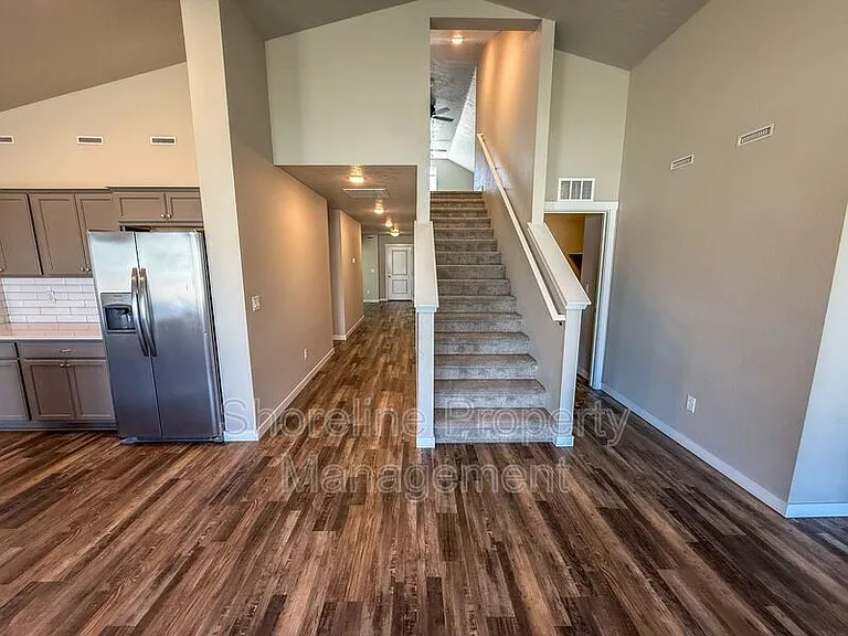 19304 Geneva Way — Photo 15