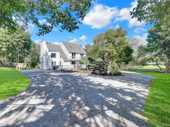 55 Moriches Avenue, East Moriches, NY 11940