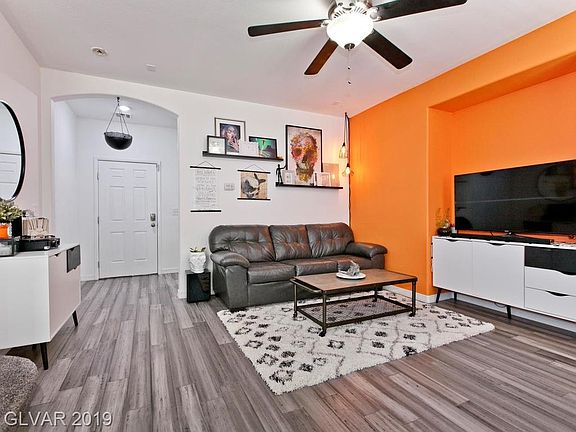 4th image of 10613 Bandera Mountain Ln