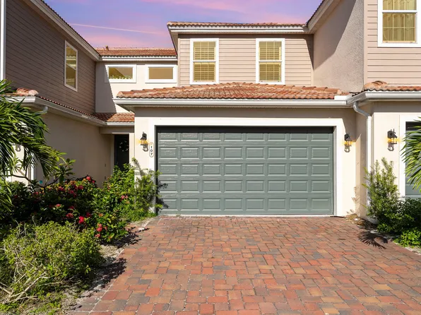 1460 Isabella Dr Unit 107, Melbourne, FL 32935