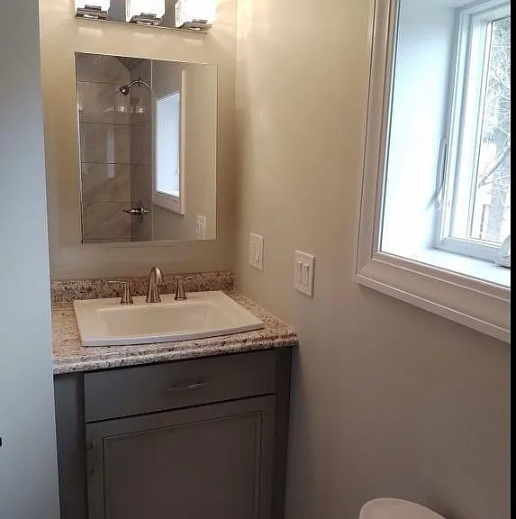 22 Center St #1 — Photo 7