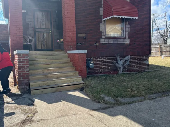 3741 Rohns St, Detroit, MI 48214