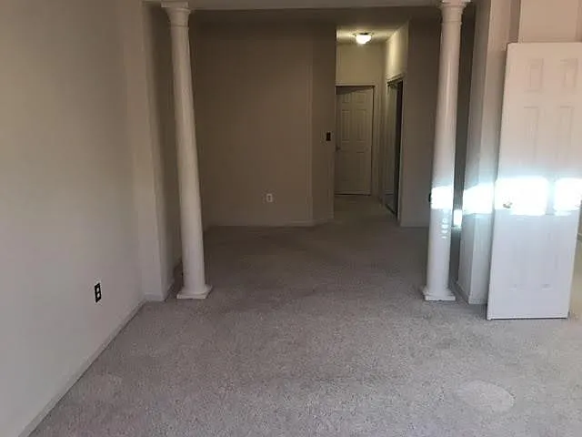 4 bed, 3.5 bath, 2760 sqft, $3,900 — Photo 4