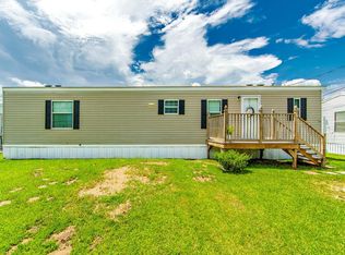 209 Half Oak Dr, Thibodaux, LA 70301