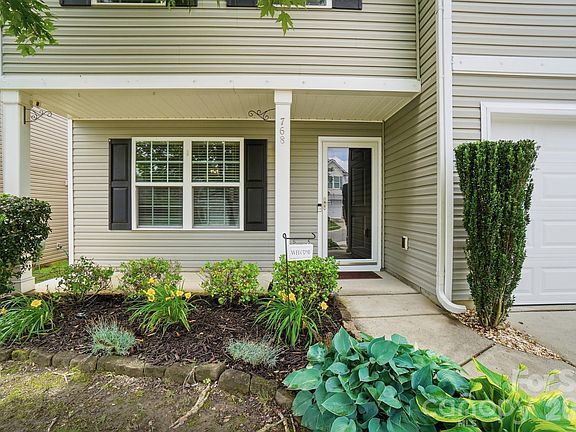 2nd image of 768 Bartram Ave #116