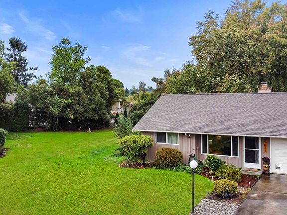 2nd image of 5026 79th Avenue Ct E