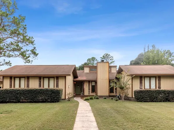 301 Foxrun Trl, Dothan, AL 36303