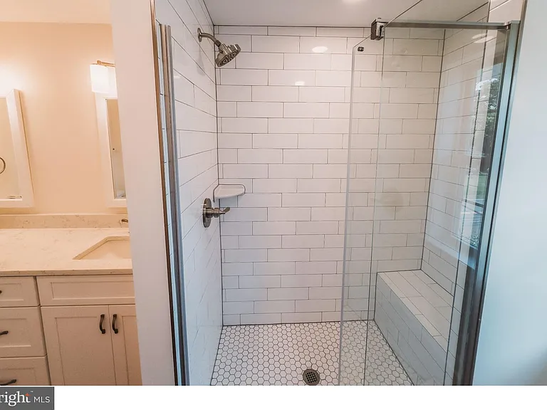 449 Falmouth St — Photo 25