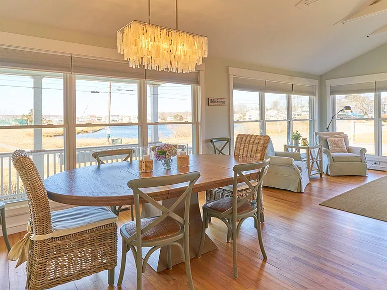 105 Sound Breeze Ave — Photo 4