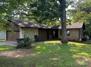 714 Randa Dr, Statesville, NC 28625