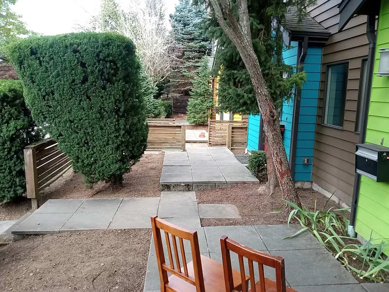 5200 11th Ave NE #B — Photo 10