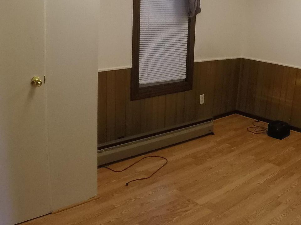 2nd image of 320 Front St APT 1L
