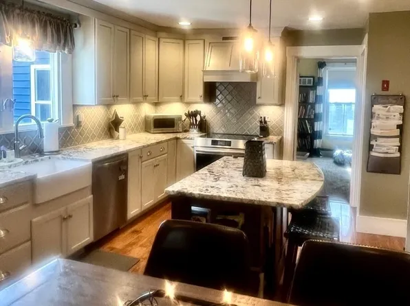 131 Pleasant Valley St, Methuen, MA 01844