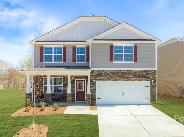 235 Shorthorn Rd, Fletcher, NC 28732