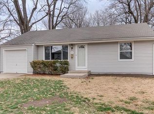 8331 Riggs St, Overland Park, KS 66212