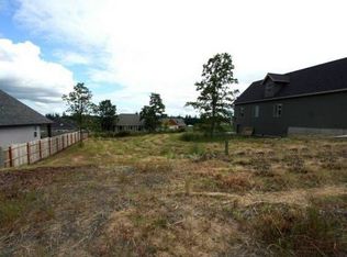 2040 Valley View Dr NW, Albany, OR 97321