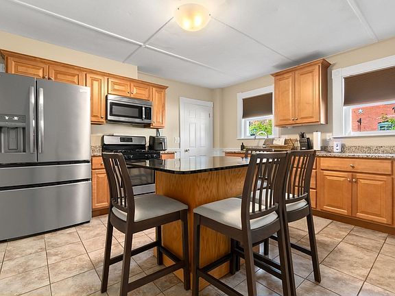 2nd image of 3 Soffron Ln #1