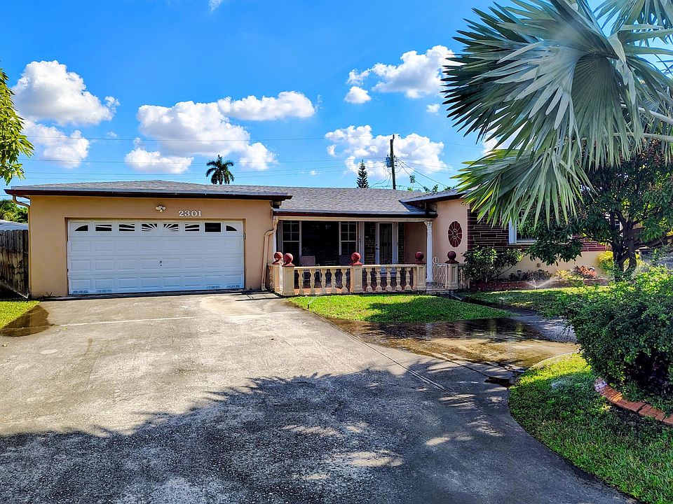 1st image of 2301 Everglades Drive