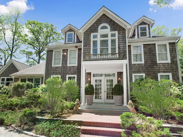 2500 Deerfield Rd, Sag Harbor, NY 11963