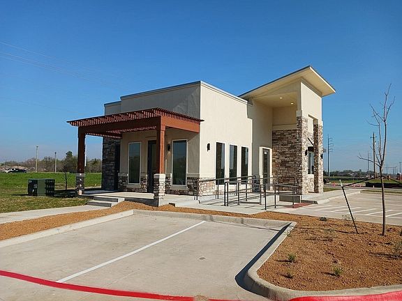 2nd image of 1101 Biloxi Dr #232