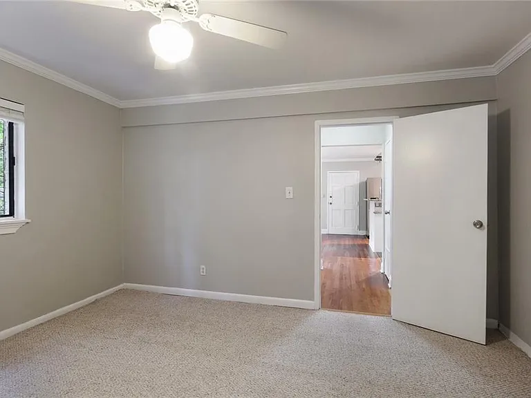 880 Glendale Ter NE #5 — Photo 12