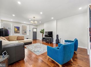 217 Grape St, Philadelphia, PA 19128