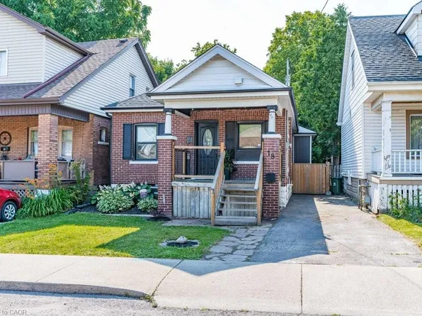 18 Park Row N, Hamilton, ON L8H 4E4