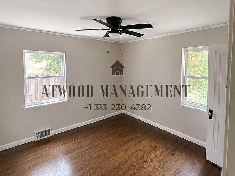 9755 Wayburn St — Photo 5