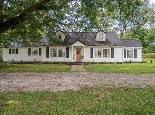 231 Rabbit Trail Rd, Leoma, TN 38468