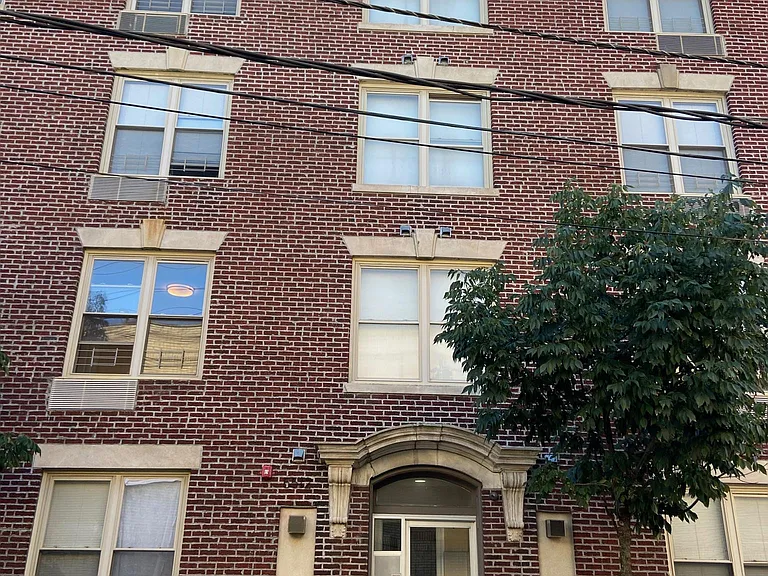 5512 Madison St #6 — Photo 7