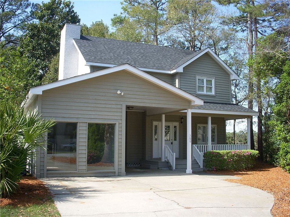 1st image of 300 Sandcastle Ln