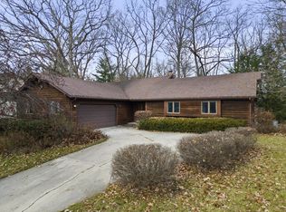 29522 Fernwood Dr, Waterford, WI 53185